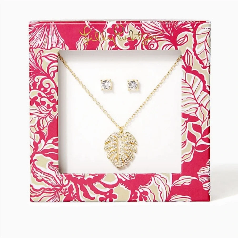 Lily Pulizer Monstera Leaf Boxed Gift Set Pendant Necklace Stud Earrings - Picture 1 of 5